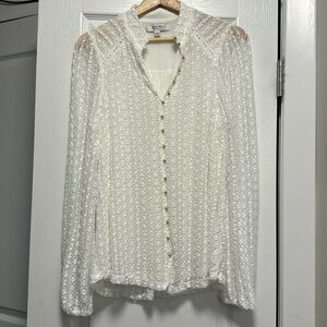 Like New Everlane Gold Button Blouse